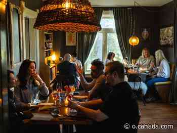 Canadians are turning gardens, vineyards and farms into dining destinations