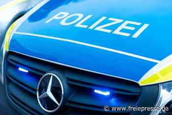 Schwarzenberg: Vorfahrt missachtet – Kleinkraftrad stürzt bei Unfall