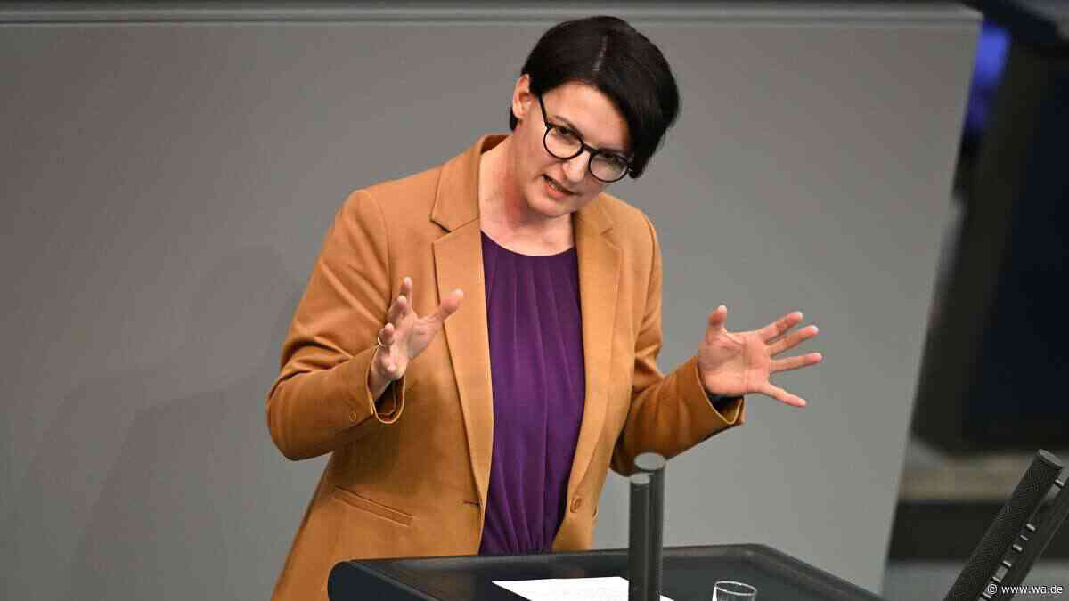 „11.833 Euro im Monat für nichts“: Grünen-Politikerin platzt im Clan-Skandal der Kragen