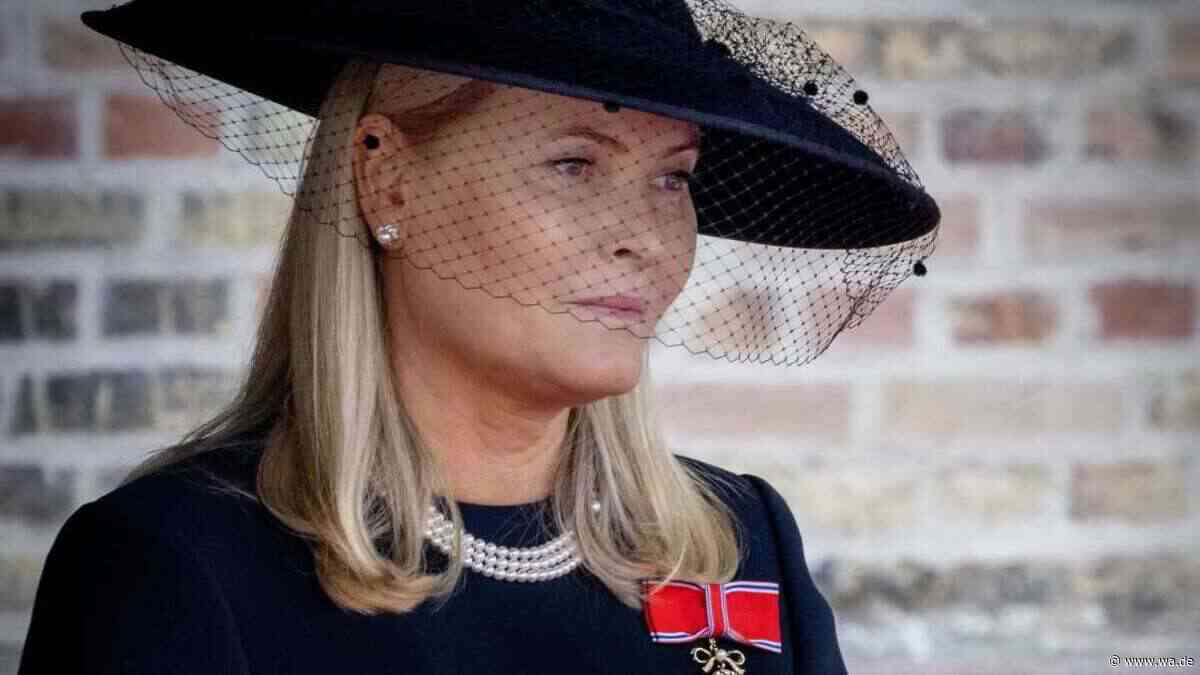 Beerdigung von Prinzessin Astrid in Oslo: Warum Mette-Marits Auftritt alle überrascht