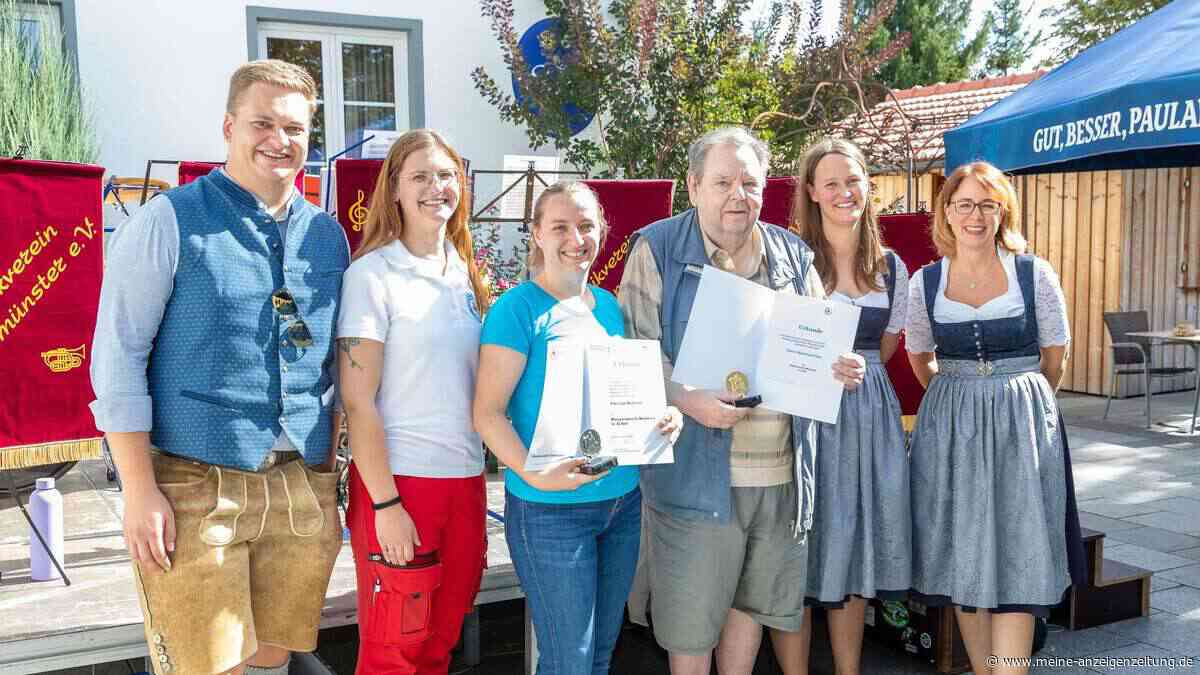 Wasserwacht Ainhofen feiert 55-jähriges Bestehen