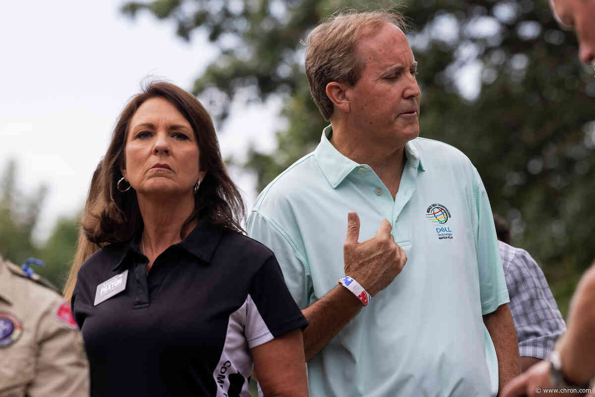 Angela Paxton addresses 'elephant in the room' divorce from Ken Paxton