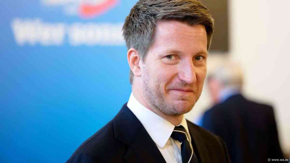 AfD in Umfrage zur Bundestagswahl vorn: Die blaue Welle rollt auch im Westen