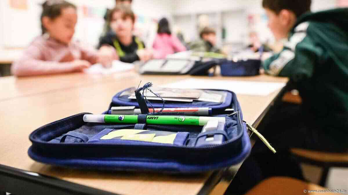 Lehrerverband zu Linken-Plänen: „Hausaufgaben und Noten notwendig“