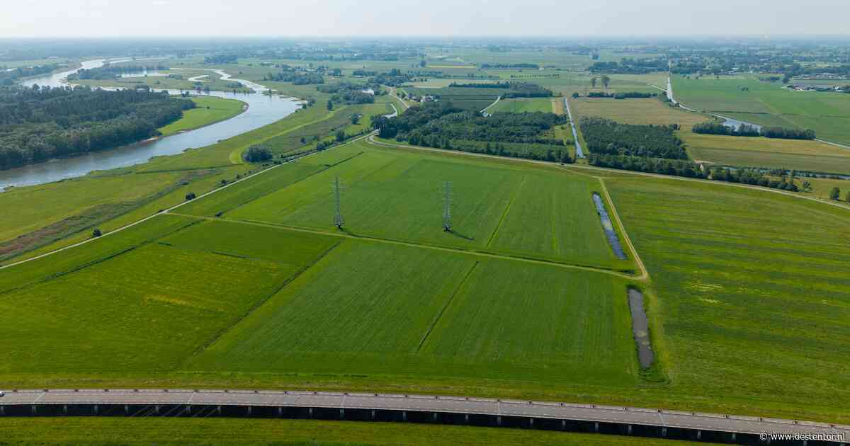 Vier nieuwe gebieden langs de IJssel moeten bij hoogwater volstromen. En dat kan plannen voor huizen raken