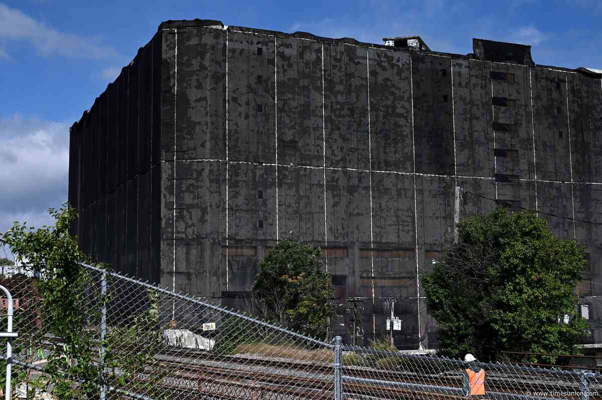Landfills in Saratoga County, Rensselaer final resting place for Central Warehouse
