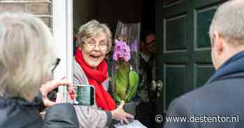 Deventer zet vrijwilligers in het zonnetje met bloemenactie en prijs
