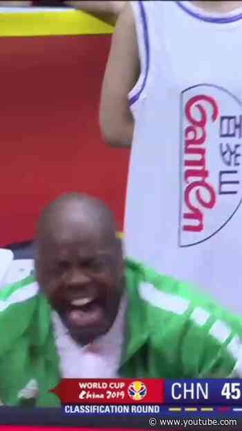 Don’t know what was better, the dunk or the coach’s celebration 😂 #FIBAWC