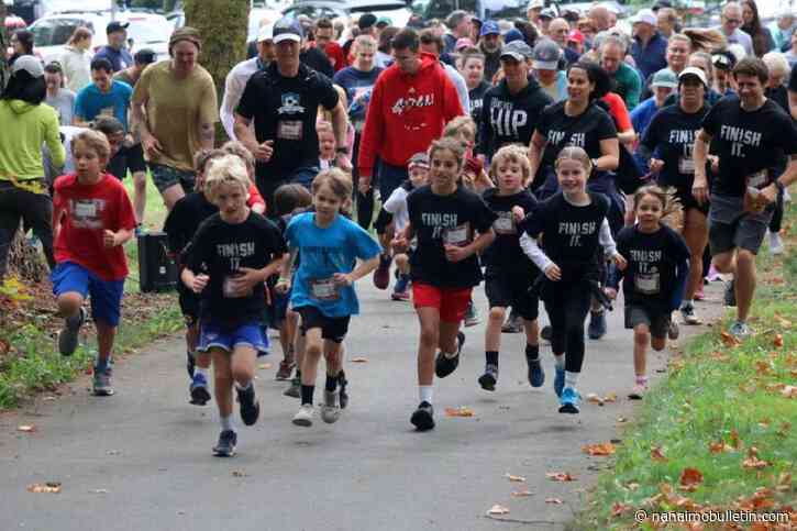 Hundreds gathered in Bowen Park for Terry Fox Run