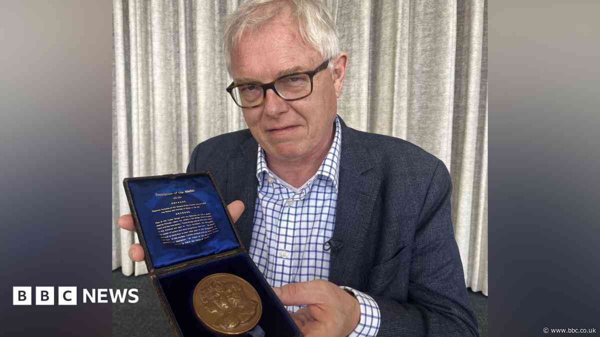 Tower Bridge medal to be shown in future display