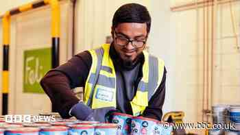 'Speed dating for trucks' saves money for food charity