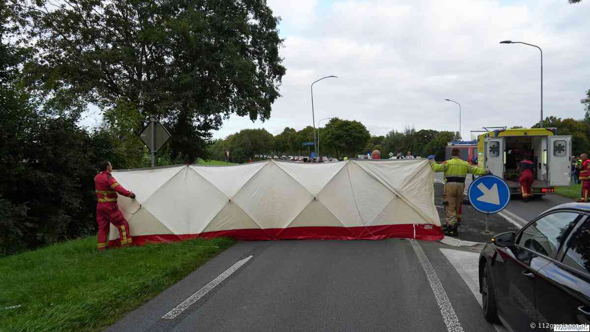 Zeer ernstig ongeval op de N361 Winsumerweg, 1 zwaargewonde fietser