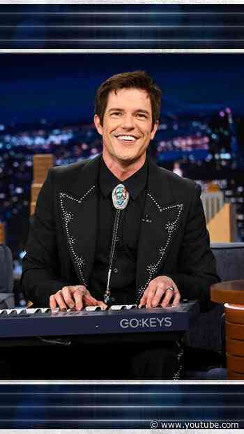 #BrandonFlowers answers his interview questions through song 🎶 #FallonTonight