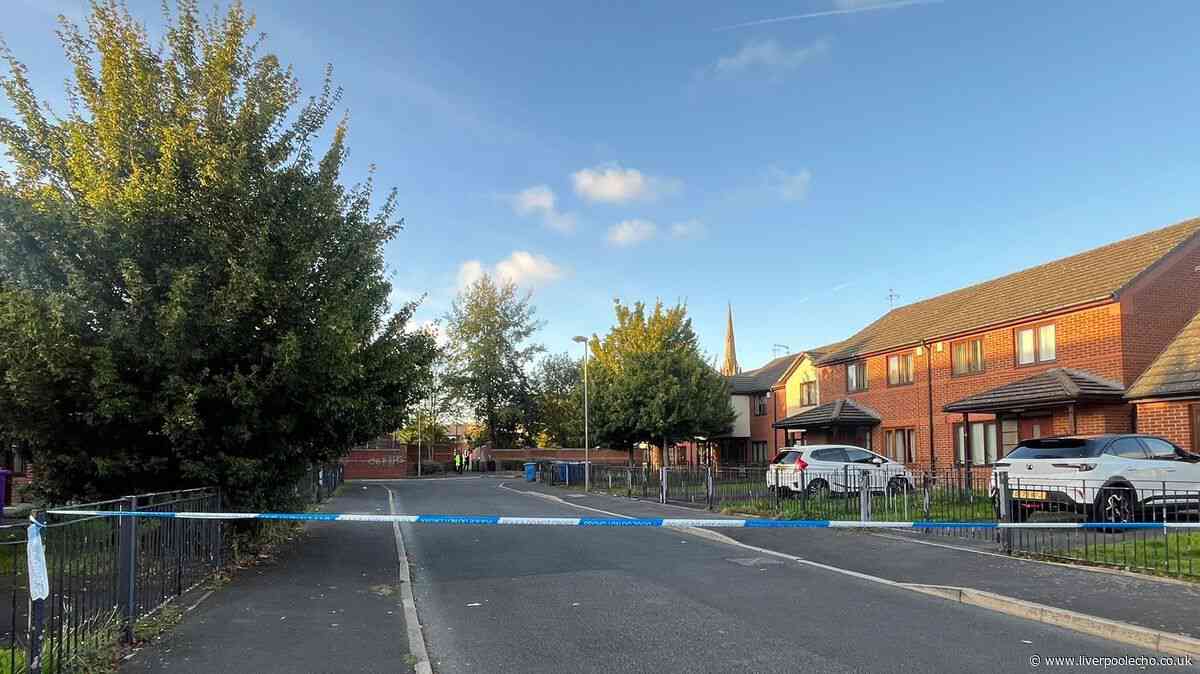 Toxteth roads cordoned off after gun fired - recap