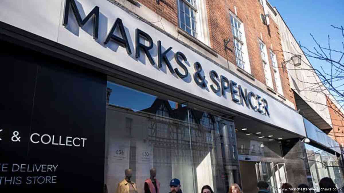 Marks and Spencer shoppers snap up 'soft but chunky' £35 bedspread in five colours