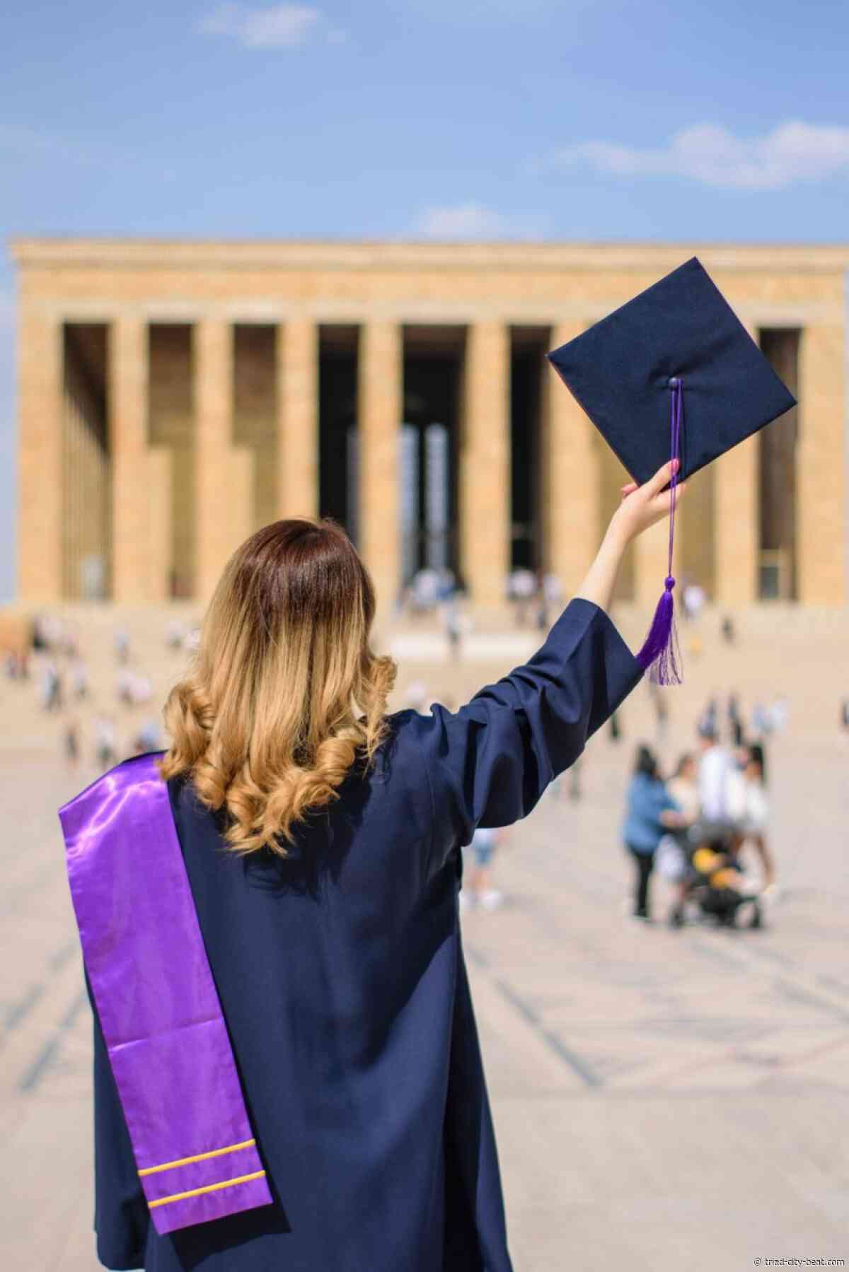 When Does a Student Actually Need a College Admissions Advisor?