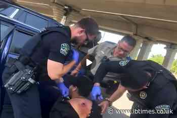 ICE Shot Venezuelan DoorDash Driver Who Was Then Detained With Bullet Still Near His Spine, Lawyer Says