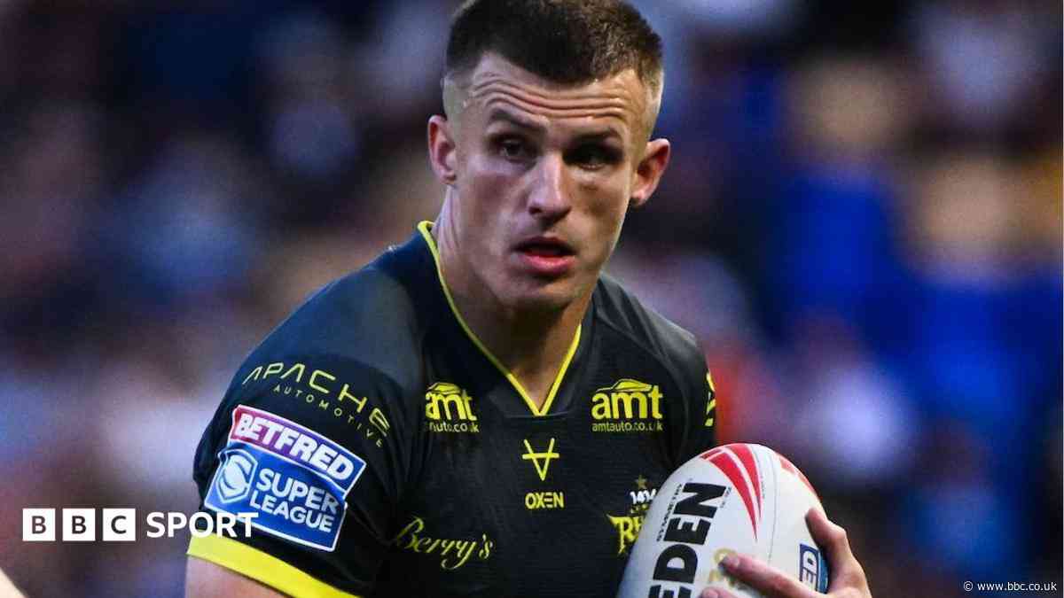 Leeds Rhinos captain Handley out of play-off game