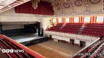 Rare glimpse inside theatre closed since 1998