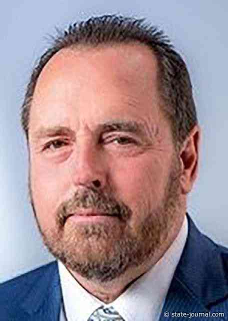 Guest columnist: New paths forward for veterans who smoke