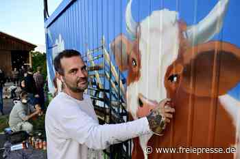 Hier ist Graffiti erlaubt: Sprühkunst bereichert Dorfleben im Erzgebirge