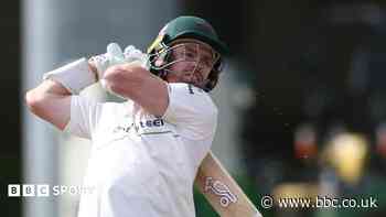 Batter Kelly out of Leics finale with rib injury