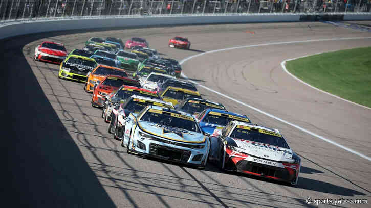 NASCAR Kansas Betting Odds: Favorites, Sleepers and Longshots for Sunday’s Race
