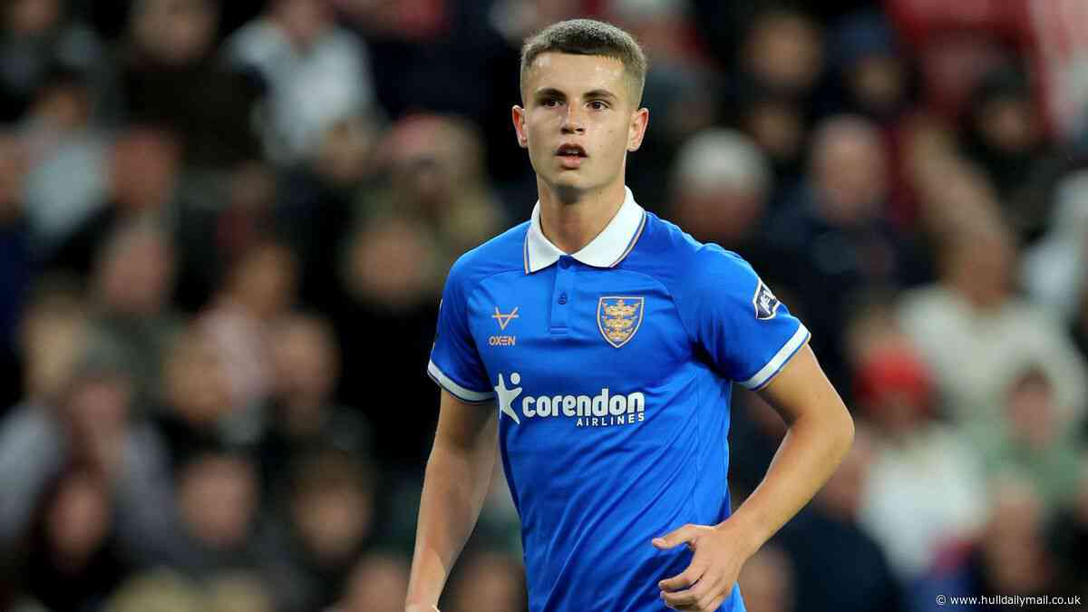 Christos Mouzakitis has 'something different' to offer Hull City as teammate issues verdict