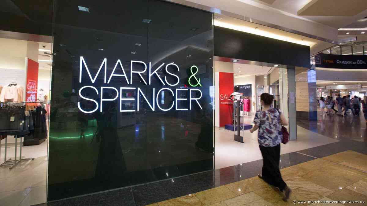 Marks and Spencer's 'smart' £20 skirt 'stretches with me when I fluctuate in weight'