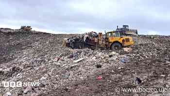 'Perfect storm' could lead to rubbish piling up on Scotland's streets, experts warn