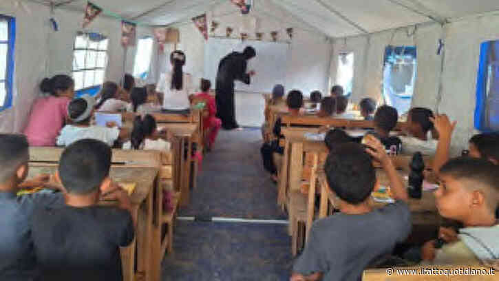 La storia di un libraio e un’artista che a Gaza tengono viva la speranza tra i bambini