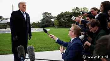 Trump moet geweerde media van rechter weer toelaten in Witte Huis