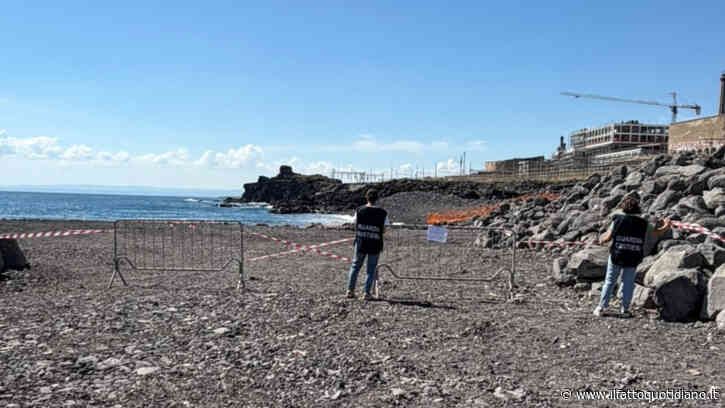 Catania, il ciclone Harry fa riemergere una discarica degli anni ’60: la scoperta durante i lavori di ripristino del porto