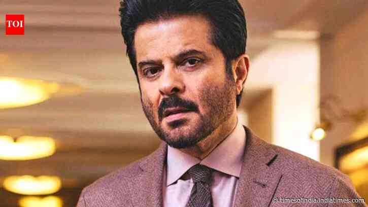 When Anil Kapoor asked Nana Patekar about AVOIDING Bollywood parties