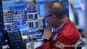 Global debt tops $365 trillion as economists sound alarm over 'vicious cycle'