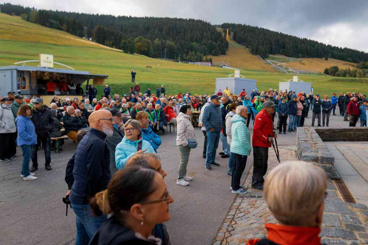 Ansturm auf Fichtelberg – riesiger Festumzug und große Bergparade als Höhepunkt