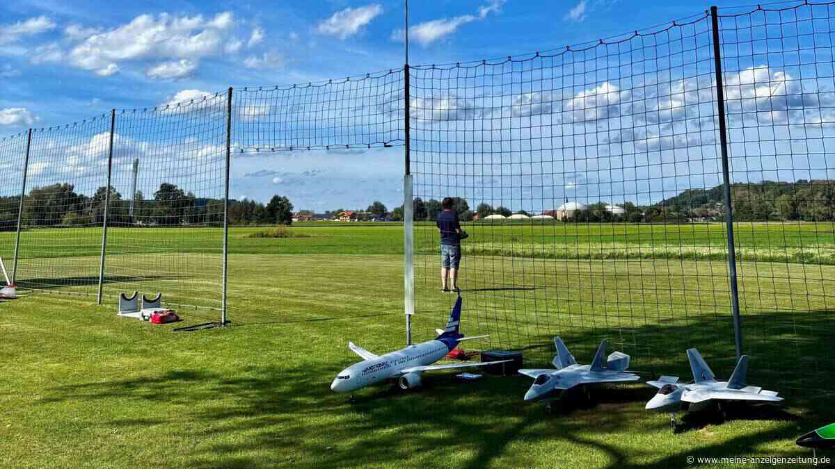 Modellflugzeug mit 7,20 Metern Spannweite: Aßlinger Verein hebt ab