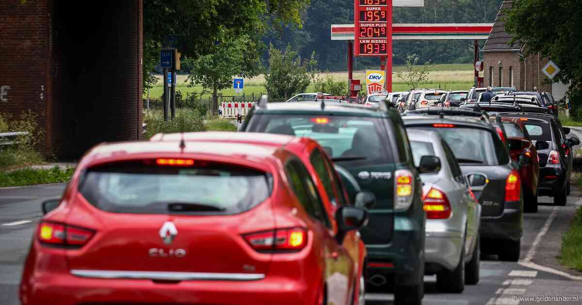 Nederland moet Duitsland volgen met tankkorting, zegt brandstofbranche - anders vrees voor nieuwe klap in grensregio
