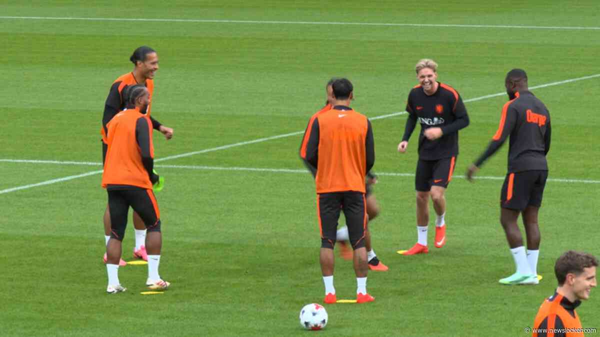 Oranje-sterren lachen tijdens laatste training voor wedstrijd tegen Duitsland