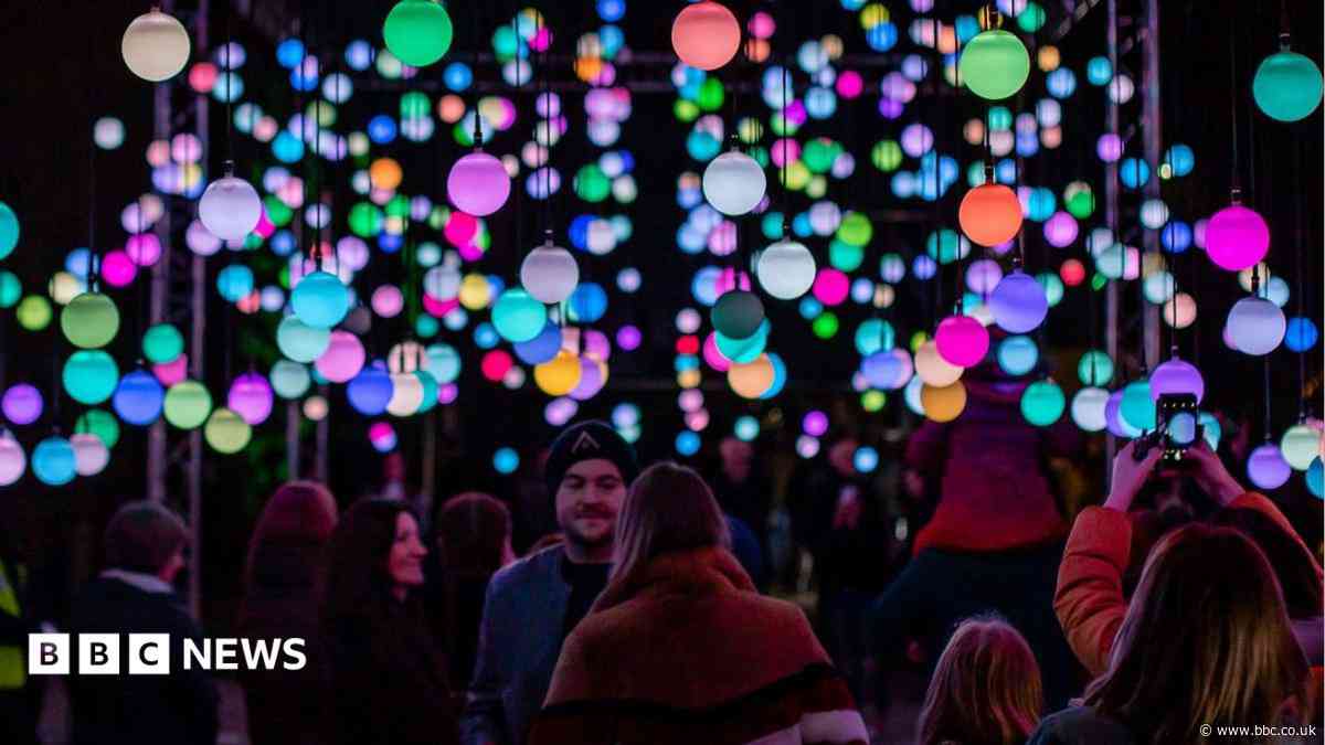 Wave of glowing orbs set to light up bridge