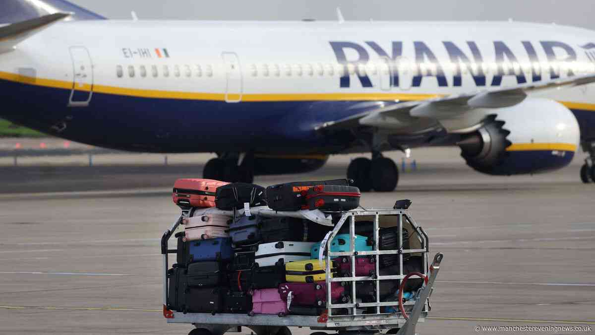 Ryanair flight issues urgent 'Mayday' alert before Manchester Airport landing in serious incident