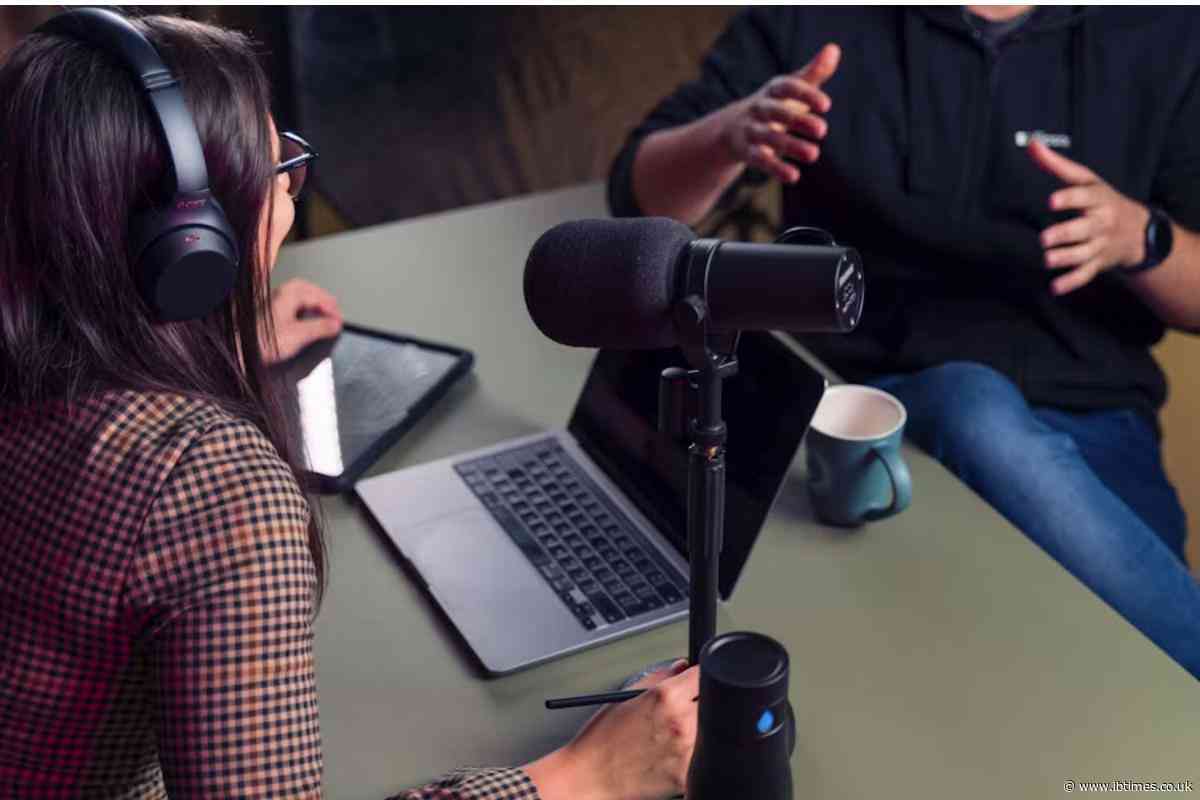 MAGA Podcasters Lose Interest in Trump as Mentions of the President Fall Nearly 70% Ahead of Midterms