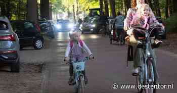 Je kinderen met de auto naar school brengen? Lezers reageren: ‘Ga toch fietsen!’