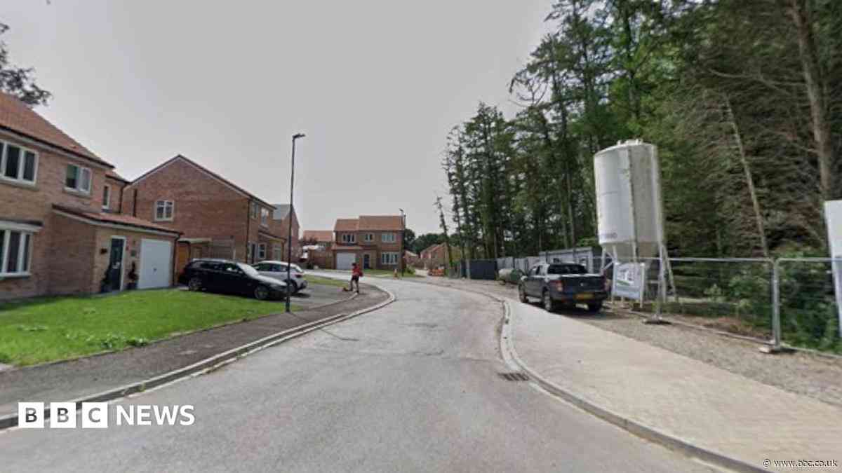 Developer bids to scrap community cash contribution