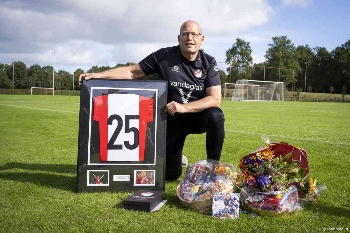 Materiaalman Karel Hilbrands 25 jaar in dienst