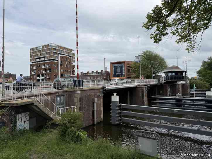 Vrouw bespuugd en bedreigd in Haarlem, politie zoekt getuigen
