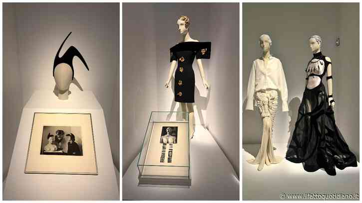Scarpe trasformate in cappelli, aragoste sugli abiti e la giacca “afrodisiaca”: la moda secondo Salvador Dalí in mostra a Palazzo Reale di Milano