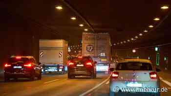 Doppelunfall in Münchner Autobahntunneln: A99 und A96 zeitweise gesperrt – „Massive Rückstauungen“