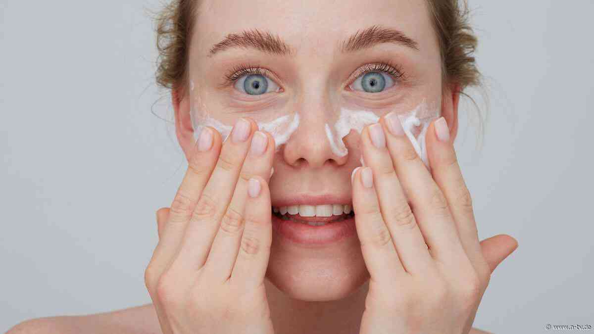 Öko-Test schmiert: Gesichtscremes: Drei teure sind "ungenügend"