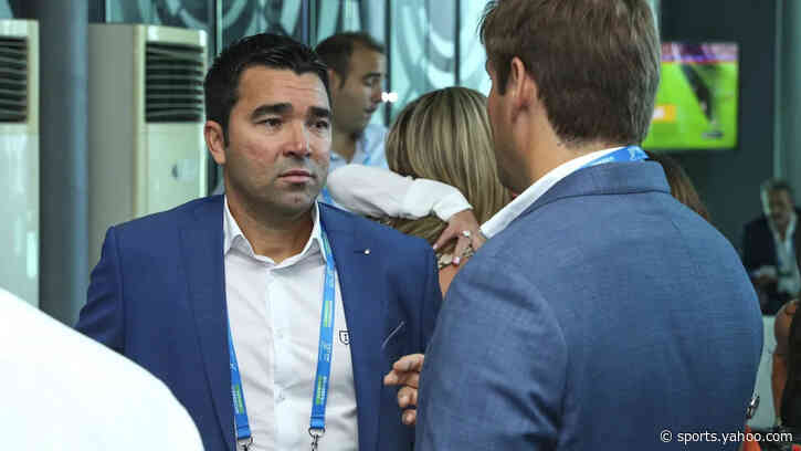 Deco insists Barcelona have moved on from Julian Alvarez: ‘He is in the past’